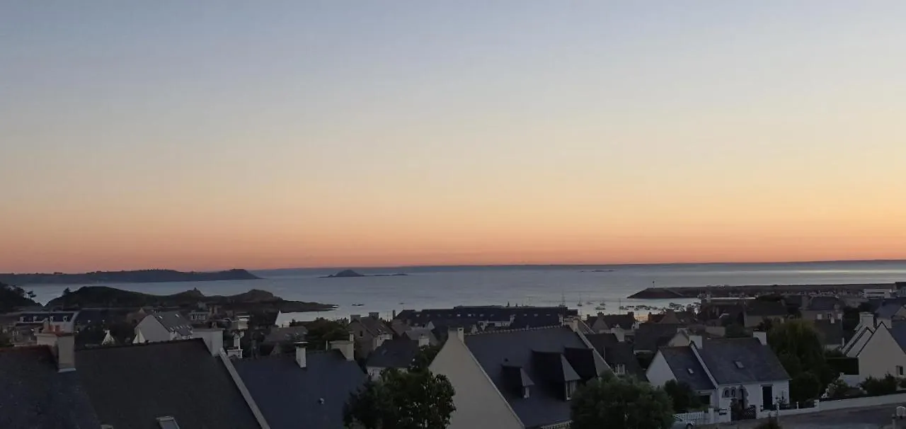 Appartement Bretagne Vue Mer Exceptionnelle Sur Les Hauts D'Erquy Au Calme ! Et Au Pied Du Gr34