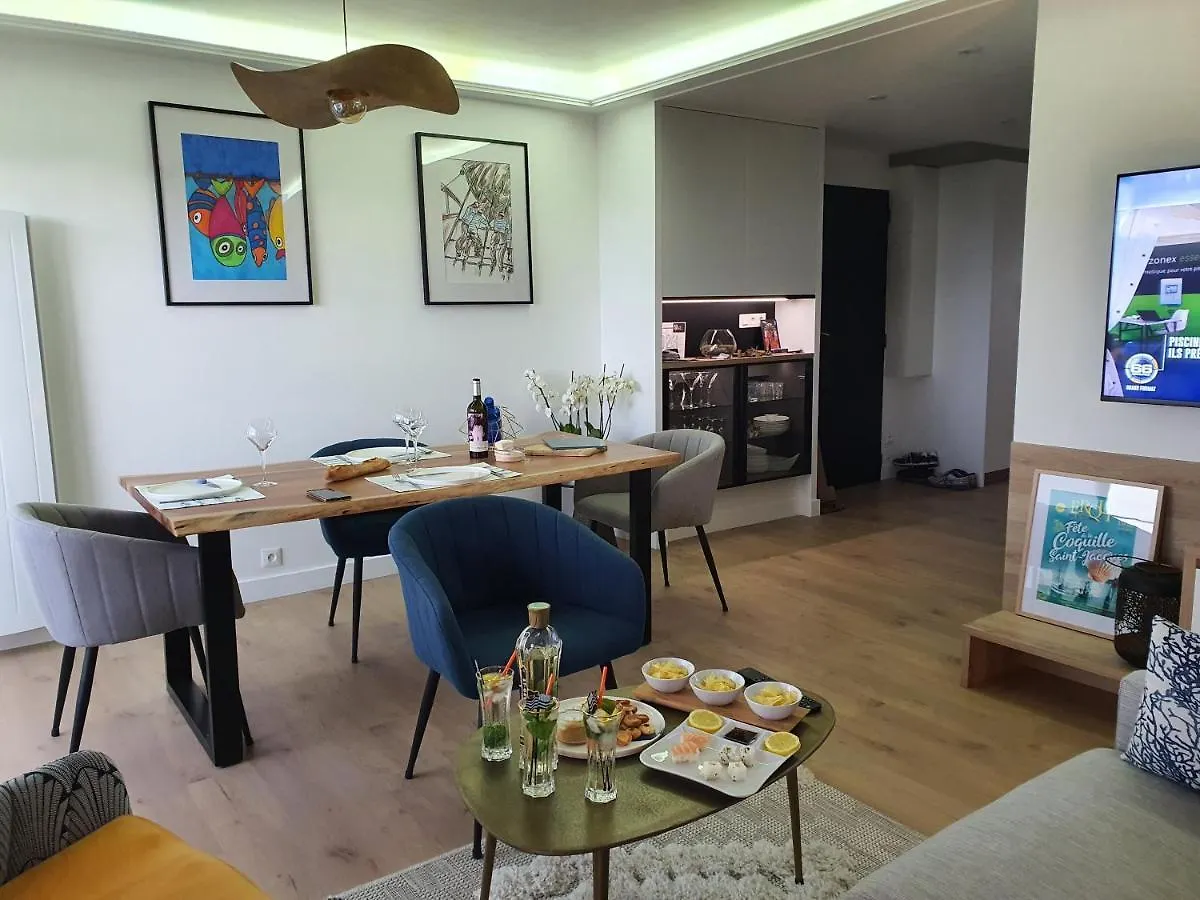 Appartement Bretagne Vue Mer Exceptionnelle Sur Les Hauts D'Erquy Au Calme ! Et Au Pied Du Gr34 Apartment Erquy
